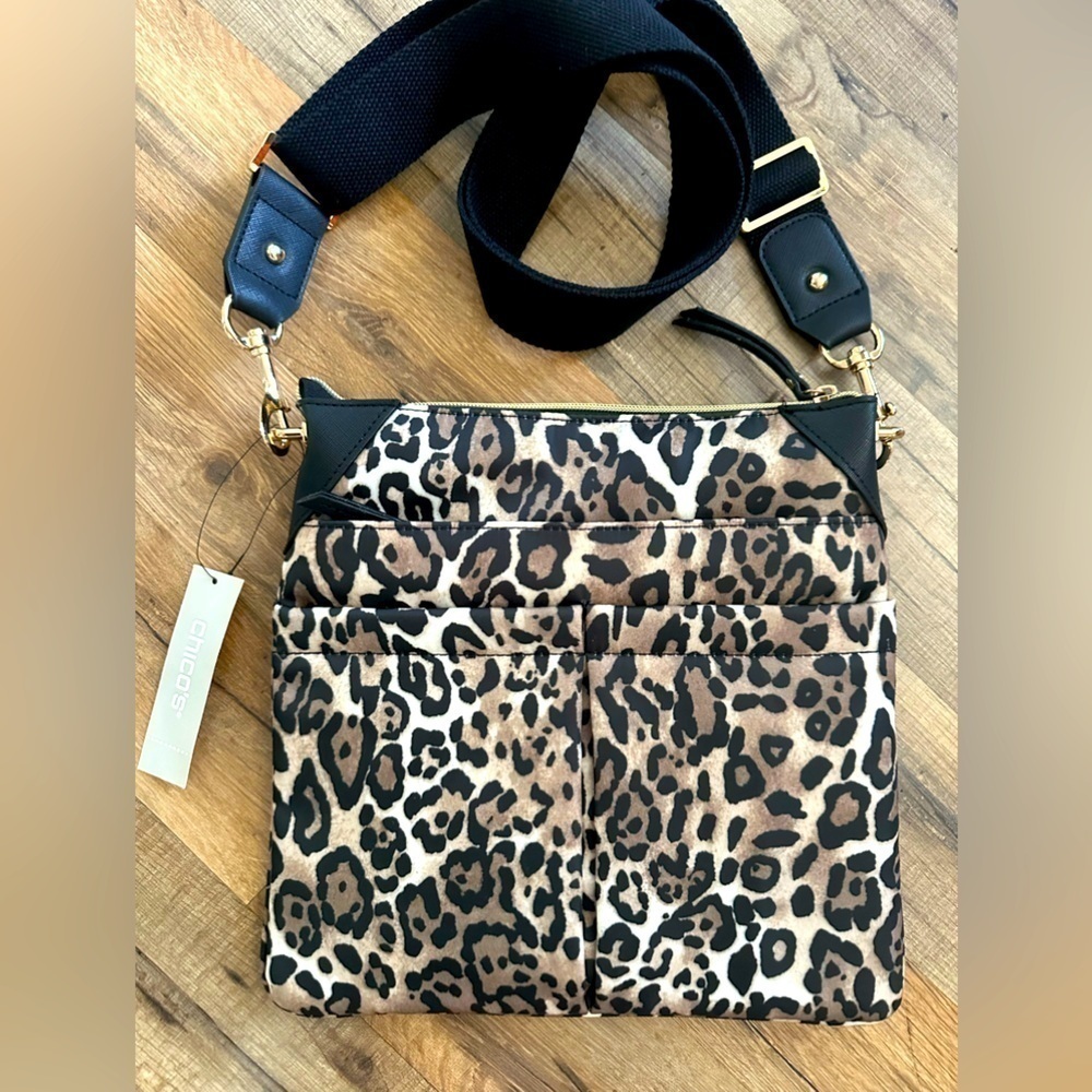 Chicos cross body